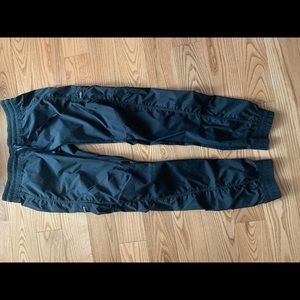 Lululemon pants size 6
